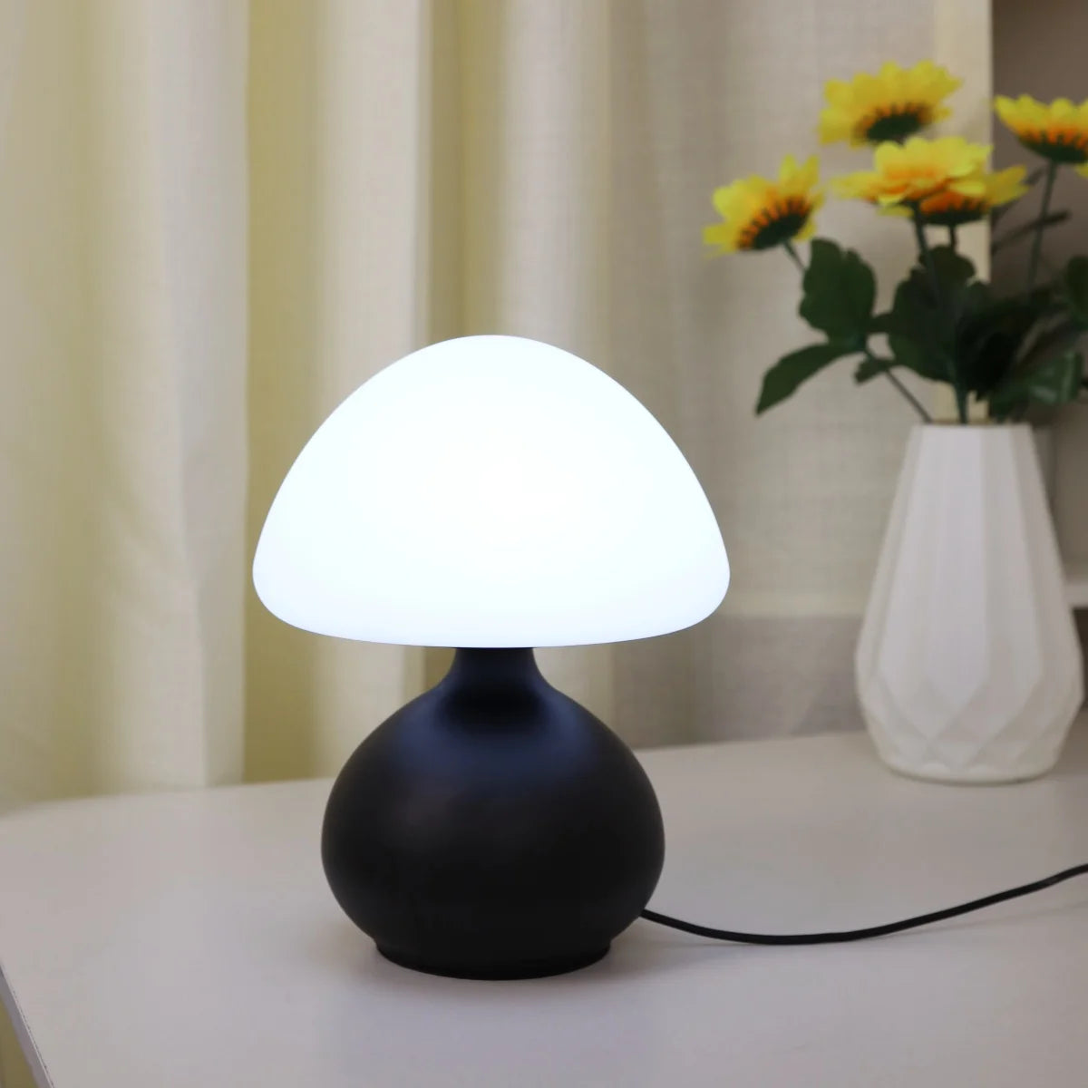 Modern Minimalist Mushroom Lamp
